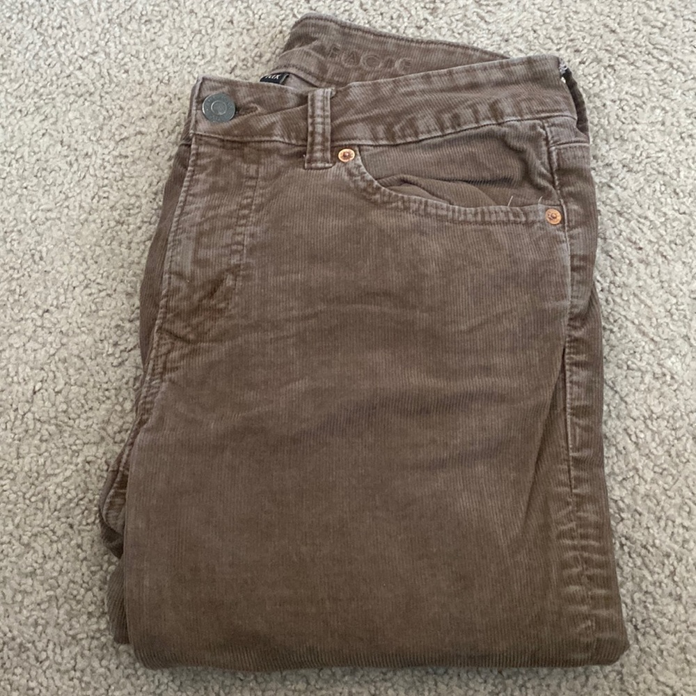 American Eagle Men’s Slim Brown Corduroy Pants